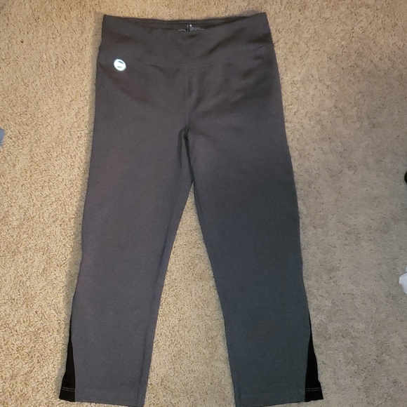 NEW LRL RALPH LAUREN CROP YOGA PANTS - Picture 4 of 8